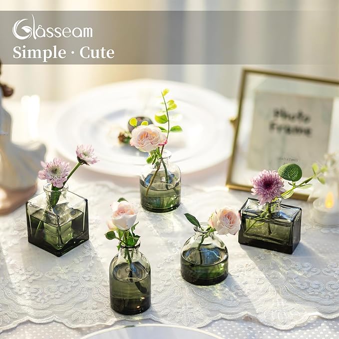 Glasseam Mini Bud Vases for Centerpieces: Clear Small Flower Vase Set of 20 Cute Tiny Glass Table Centerpieces Modern Wedding Birthday Party Baby Shower Dining Room Decoration Green