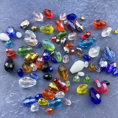 130pcs 6x8mm Teardrop Crystal Glass Beads Vertical Hole Faceted Glass Teardrop Spacer Beads for Bracelets Necklace Earring DIY Jewelry Making Craft(Red)