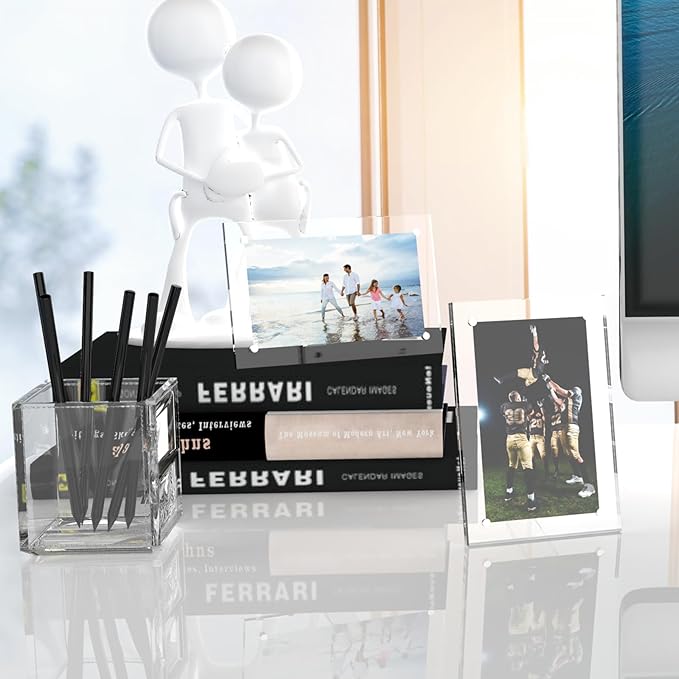 HELPLEX Picture Frames, 1 Pack 4x6 inch Acrylic Picture Frame Clear 4 x 6 Photo Frames Magnetic Picture Frames Ready for Tabletop Display, Effectively Protect Photos from Fading and Yellowing