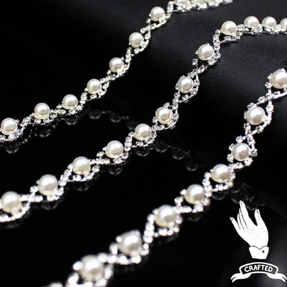 1 Yard Pearl Trim Chain Rhinestone Silver String Crystal Applique Fringe Ribbon Strips Beads Sewing Dress DIY Party Wedding Bouquet for Decoration Bridal Costume Embellishment