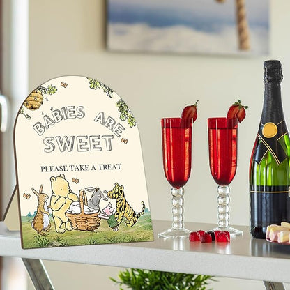 Classic Winnie Baby Shower Welcome Sign, Classic Pooh Babies are Sweet Please Take A Treat Sign, Cute Animals Decor Welcome Sign, Birthday Party Decor Supplies 9 * 11IN