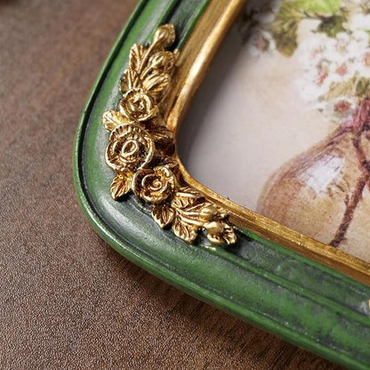 Cuspin Vintage 5x7 Picture Frame, Ornate Gold Green Arch Frames Resin Photo Frame with Glass Front for Tabletop or Wall Display, Antique Decorative Frame for Home Decor or Gift