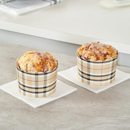 Panificio 10 Ounce Cupcake Wrappers, 200 Scalloped Baking Cups - Oven-Ready, Greaseproof, Plaid Paper Cupcake Liners, Disposable, For Birthdays, Baby Showers, Or Weddings - Restaurantware