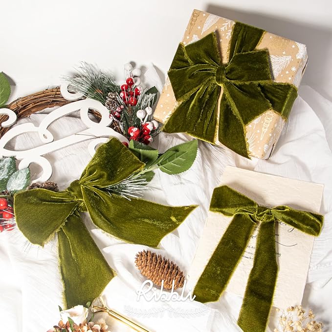 Ribbli Moss Green Velvet Ribbon 1.5 Inch Handmade Frayed Vintage Christmas Ribbon for Gift Wrapping Christmas Tree Ornament Wreath Craft Home Decor -Total 3 Yards with Wooden Spool